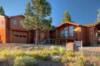 12766 Pinnacle Loop custom home in Truckee, CA by Jude Goodpaster